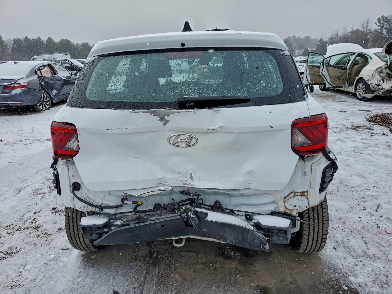 Hyundai VENUE Se Image 9