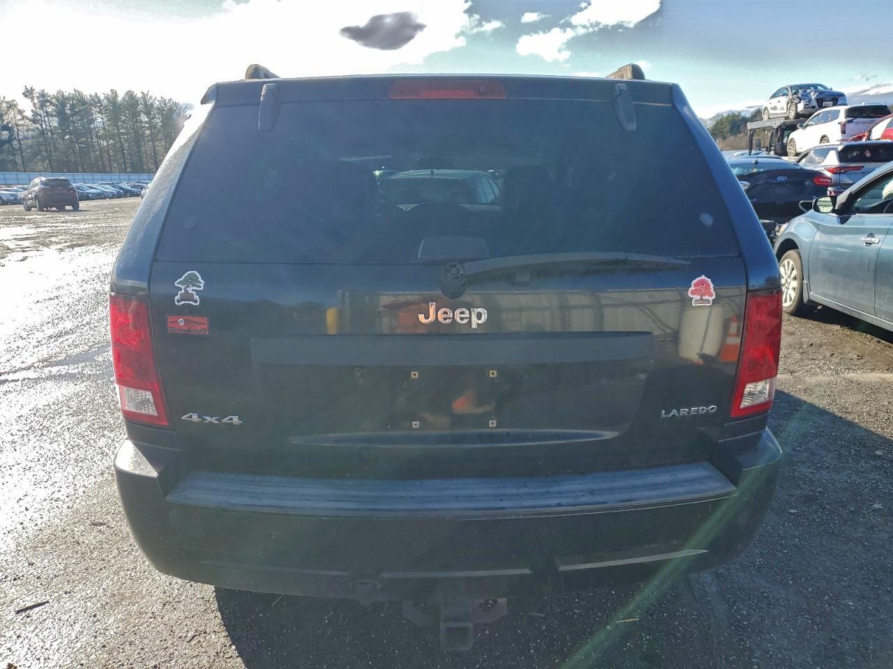 Jeep Grand Cherokee Laredo Image 5