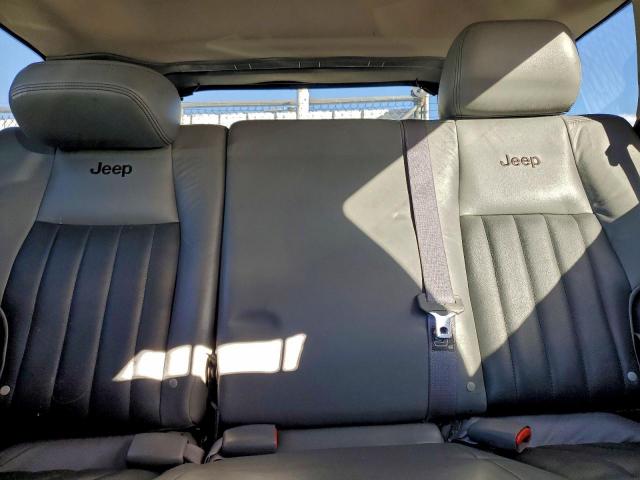 Jeep Grand Cherokee Laredo Image 10