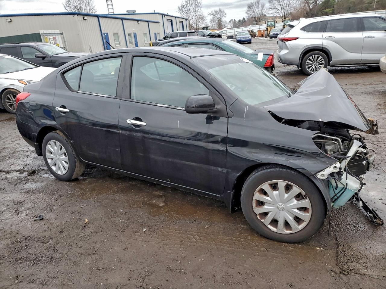 Nissan Versa S Image 4