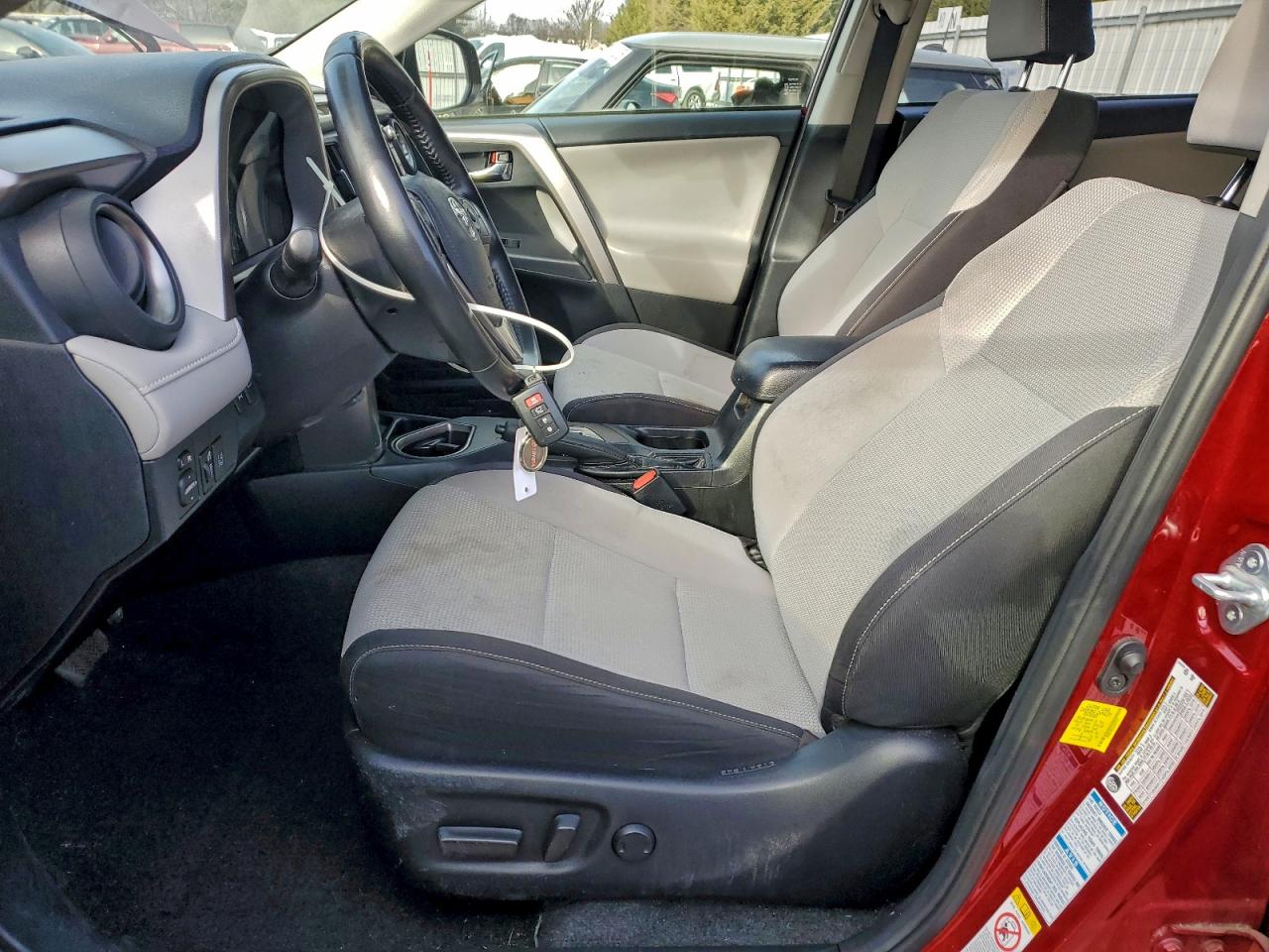 Toyota RAV4 Adventure Image 9