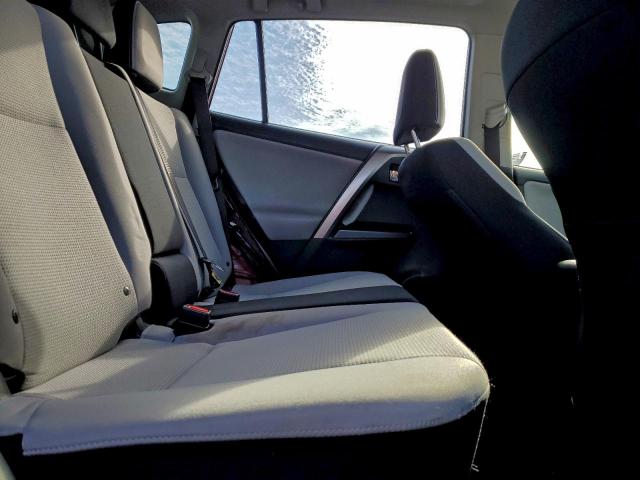 Toyota RAV4 Adventure Image 5