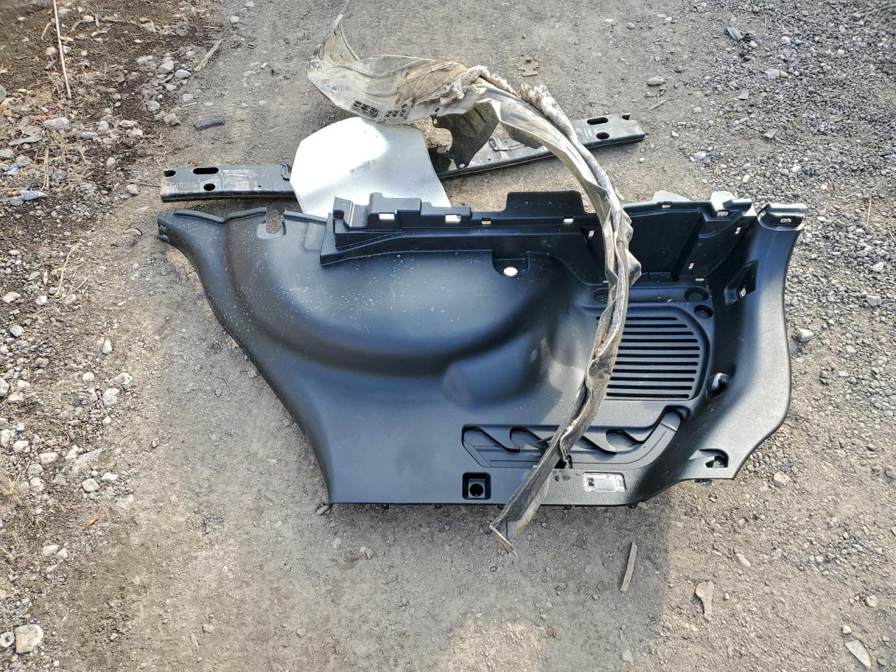 Toyota RAV4 Adventure Image 10