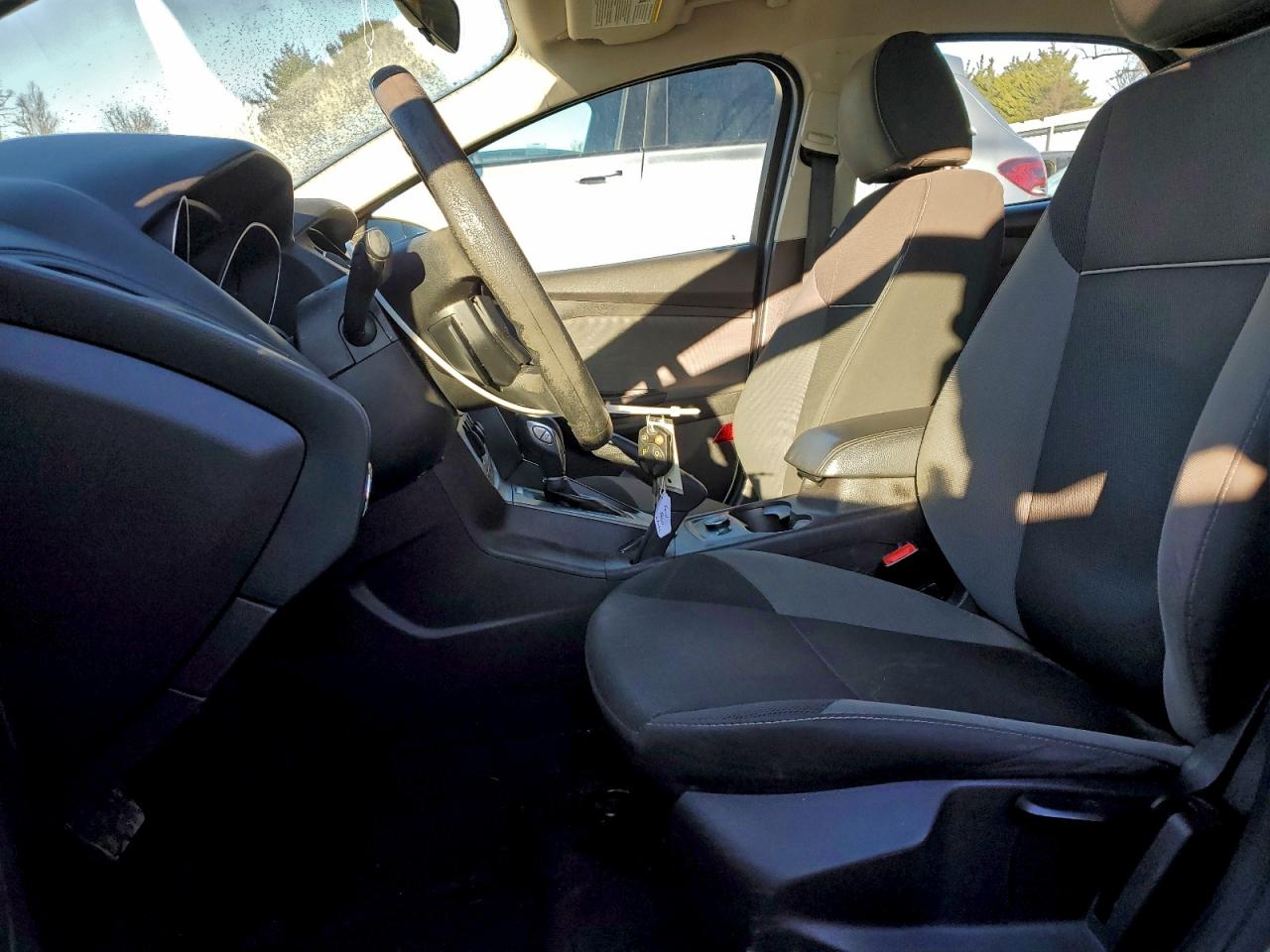 Ford Focus Se Image 11