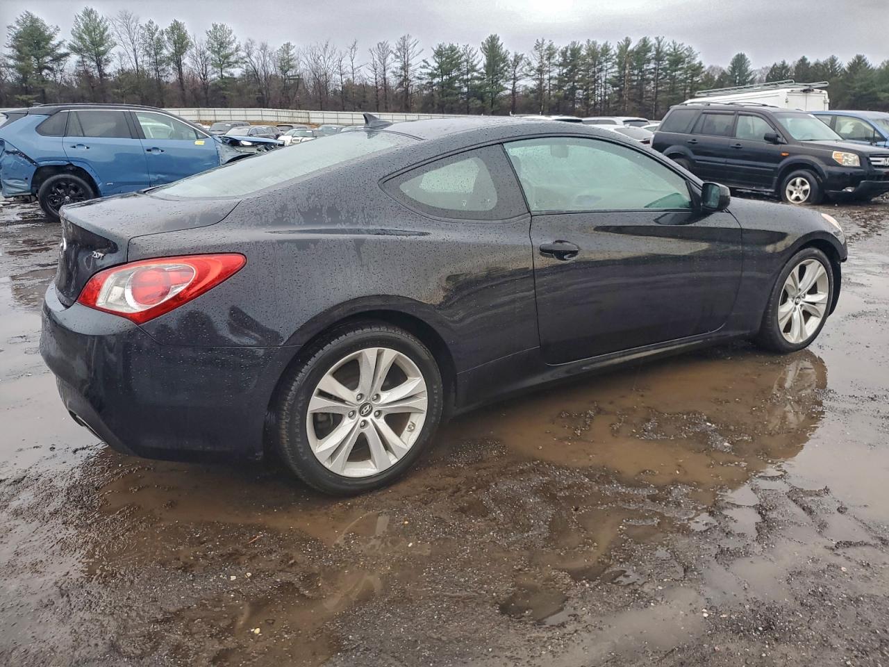 Hyundai Genesis 2.0t Image 6