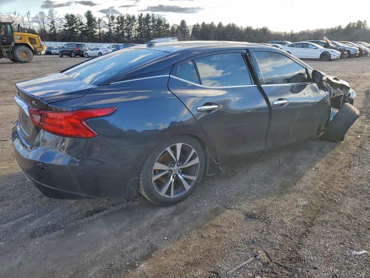 Nissan Maxima 3.5s Image 4