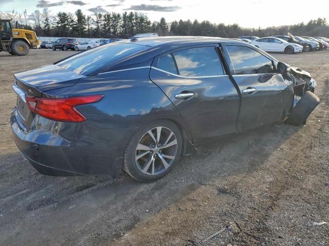 Nissan Maxima 3.5s Image 4