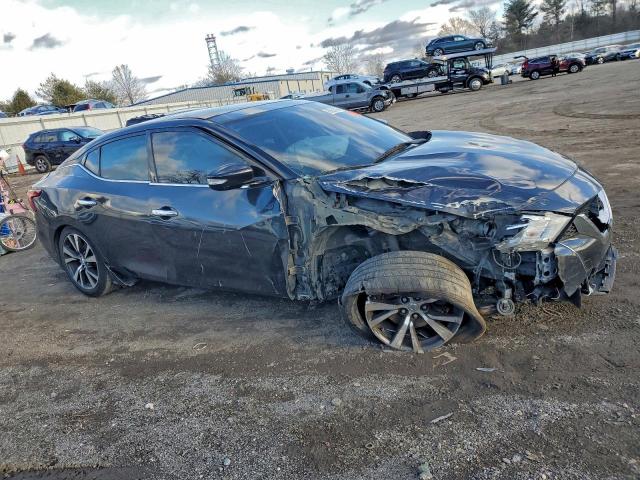 Nissan Maxima 3.5s Image 3