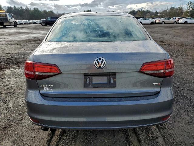 Volkswagen Jetta S Image 6