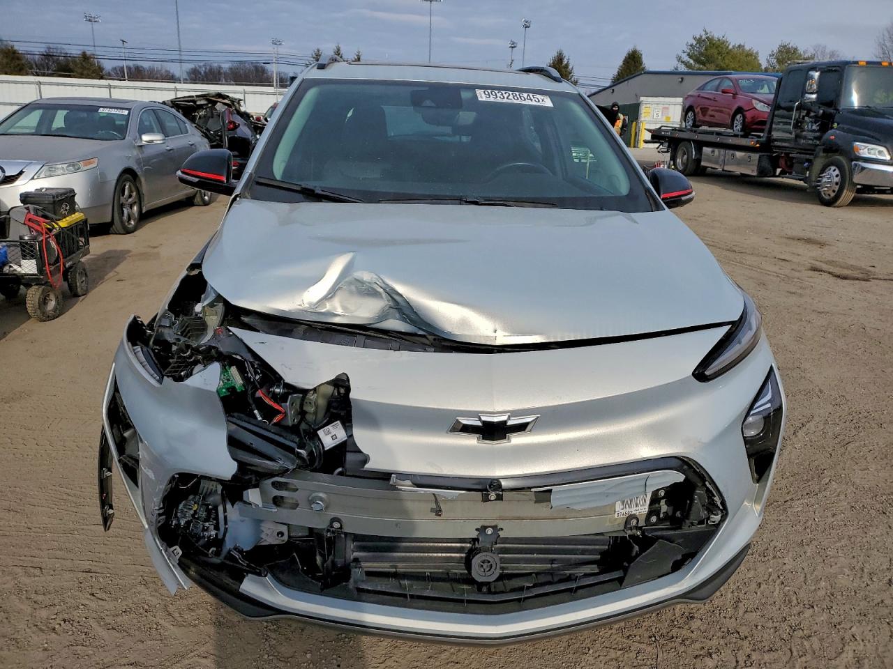 Chevrolet Bolt Premier Image 12