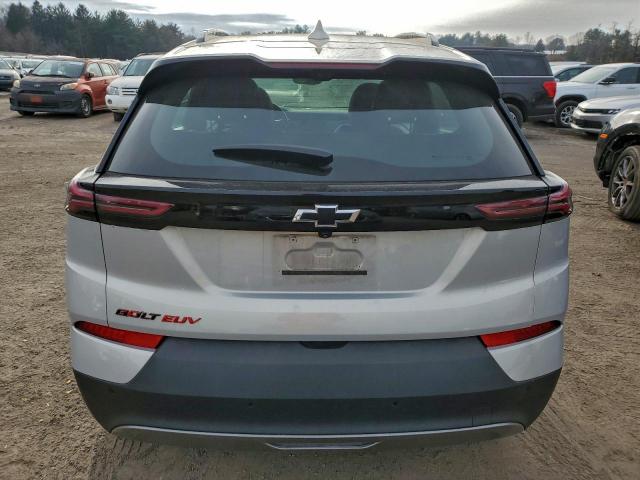 Chevrolet Bolt Premier Image 2