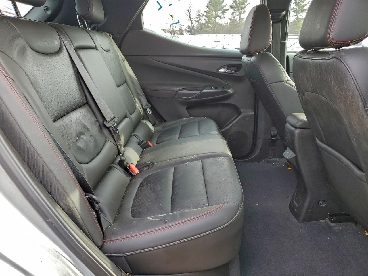 Chevrolet Bolt Premier Image 6