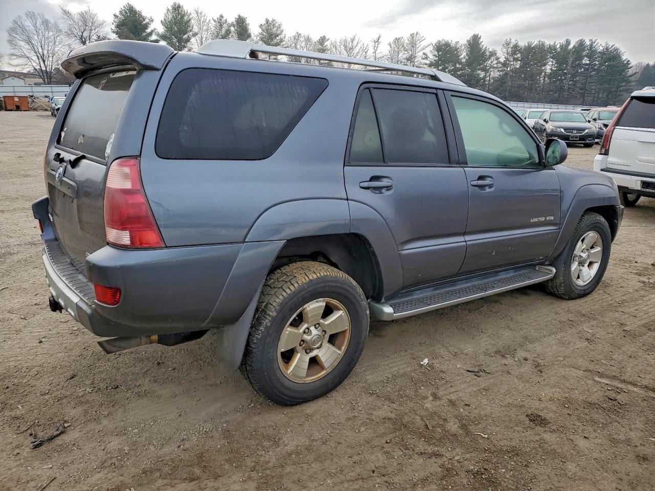 Toyota 4Runner Limited Image 2