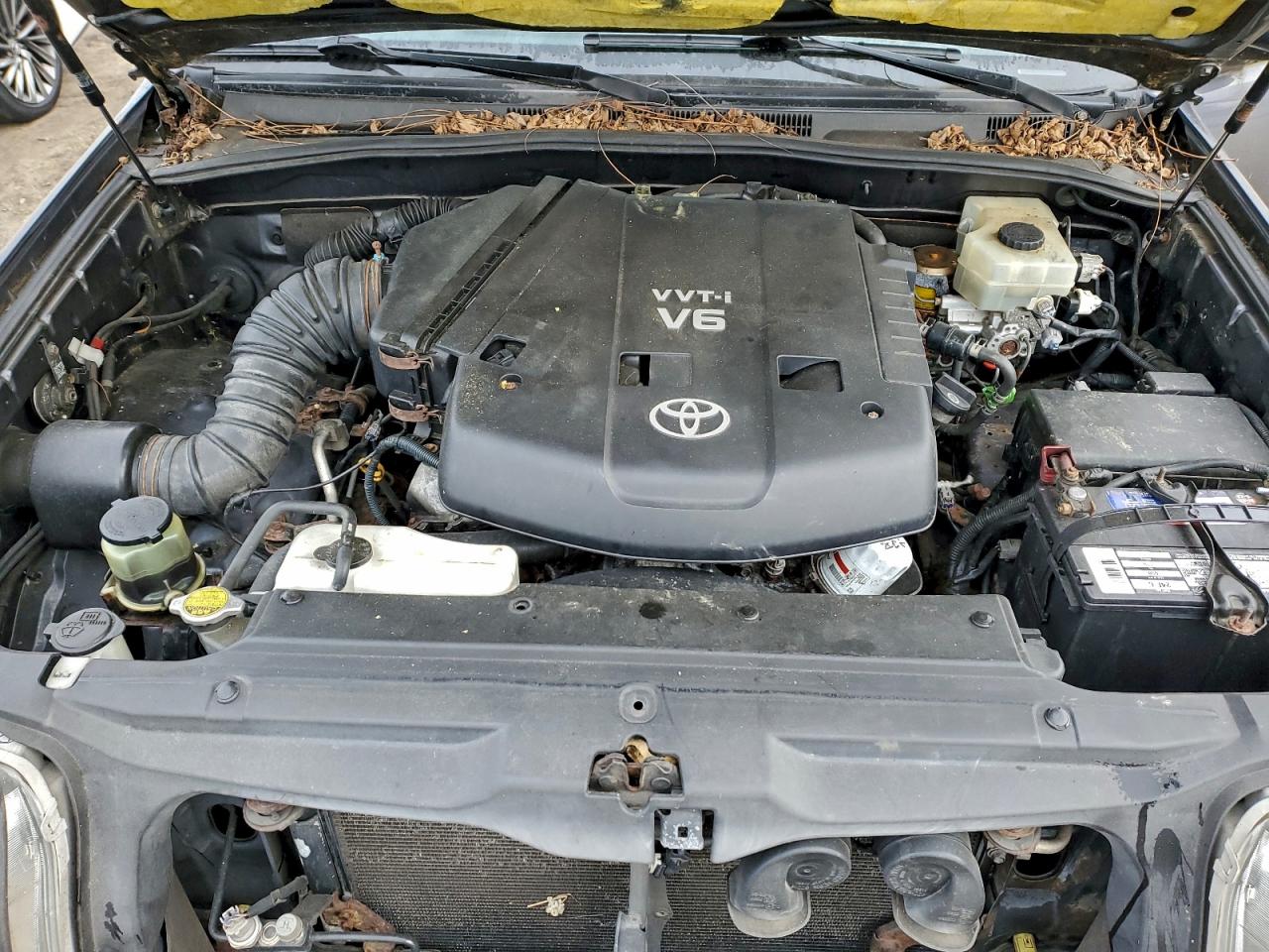 Toyota 4Runner Limited Image 5