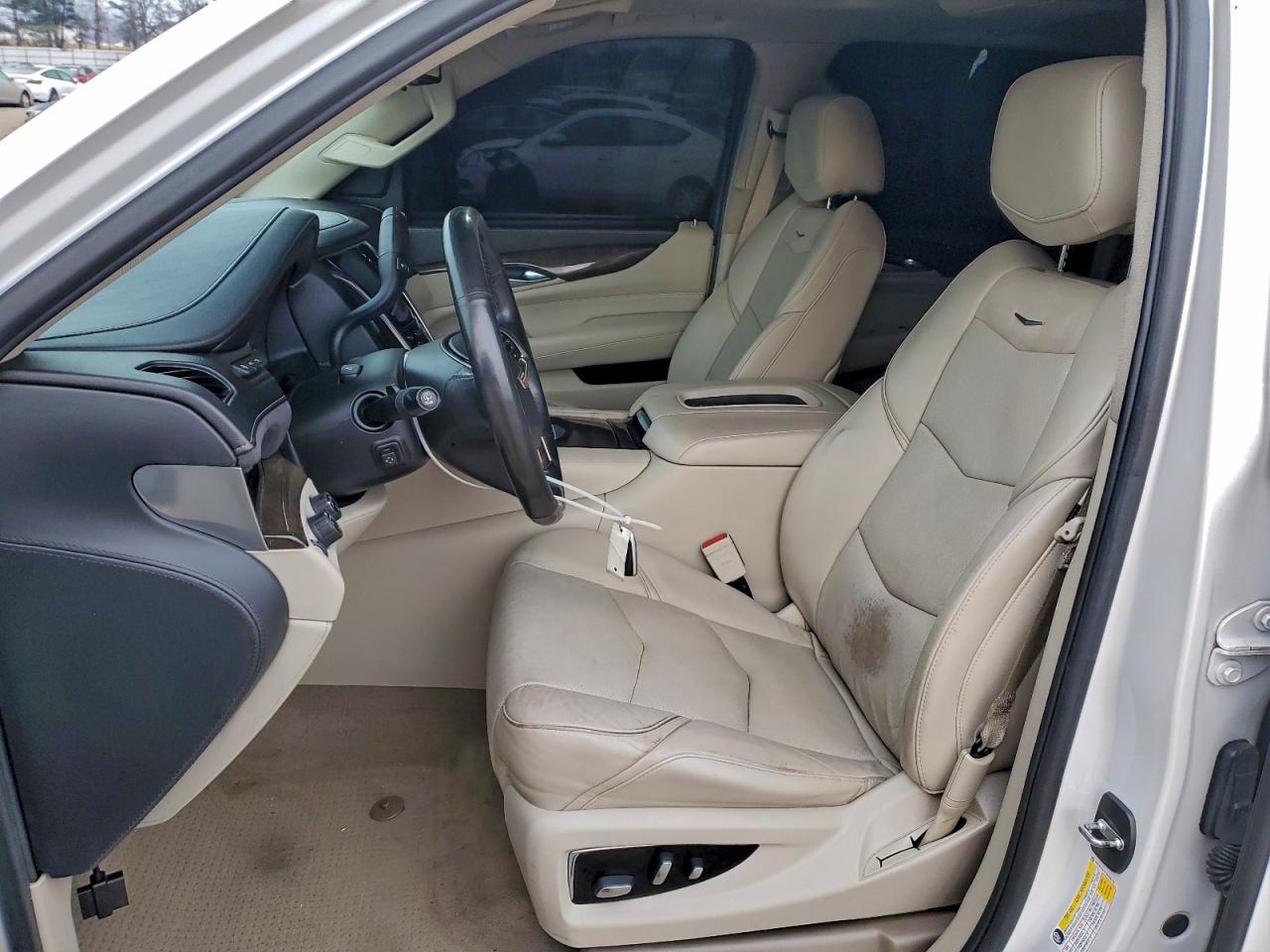 Cadillac Escalade Esv Premium Luxury Image 9