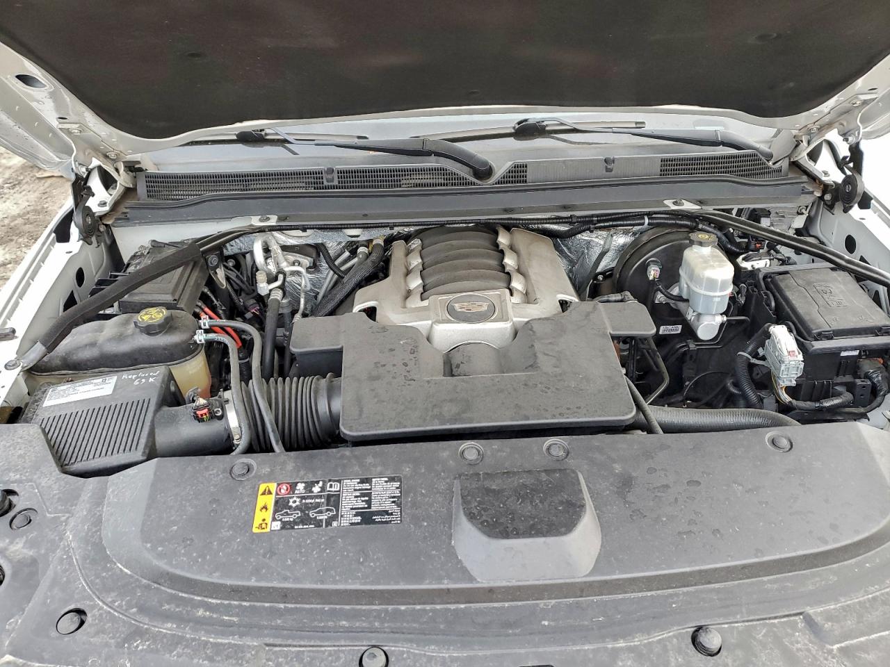 Cadillac Escalade Esv Premium Luxury Image 6