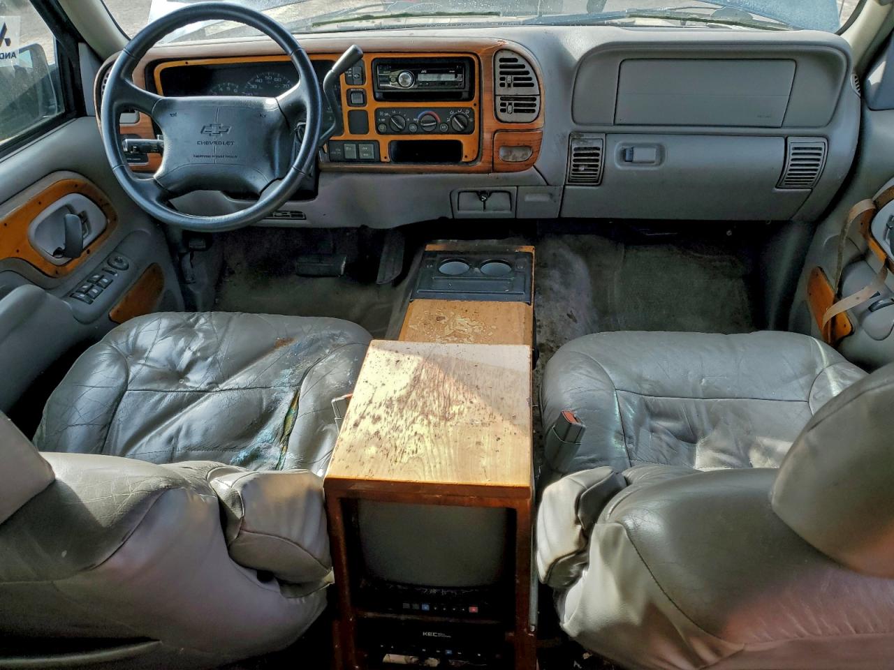 Chevrolet Tahoe K1500 Image 9