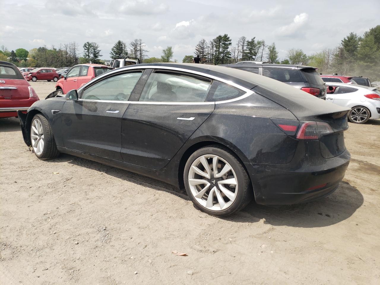 Tesla Model 3 Image 3