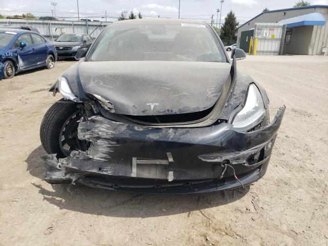 Tesla Model 3 Image 10