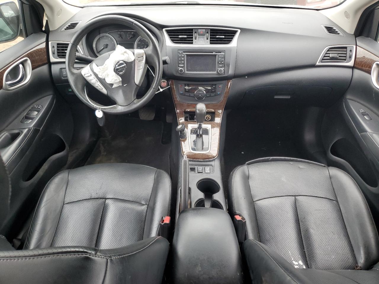 Nissan Sentra S Image 9