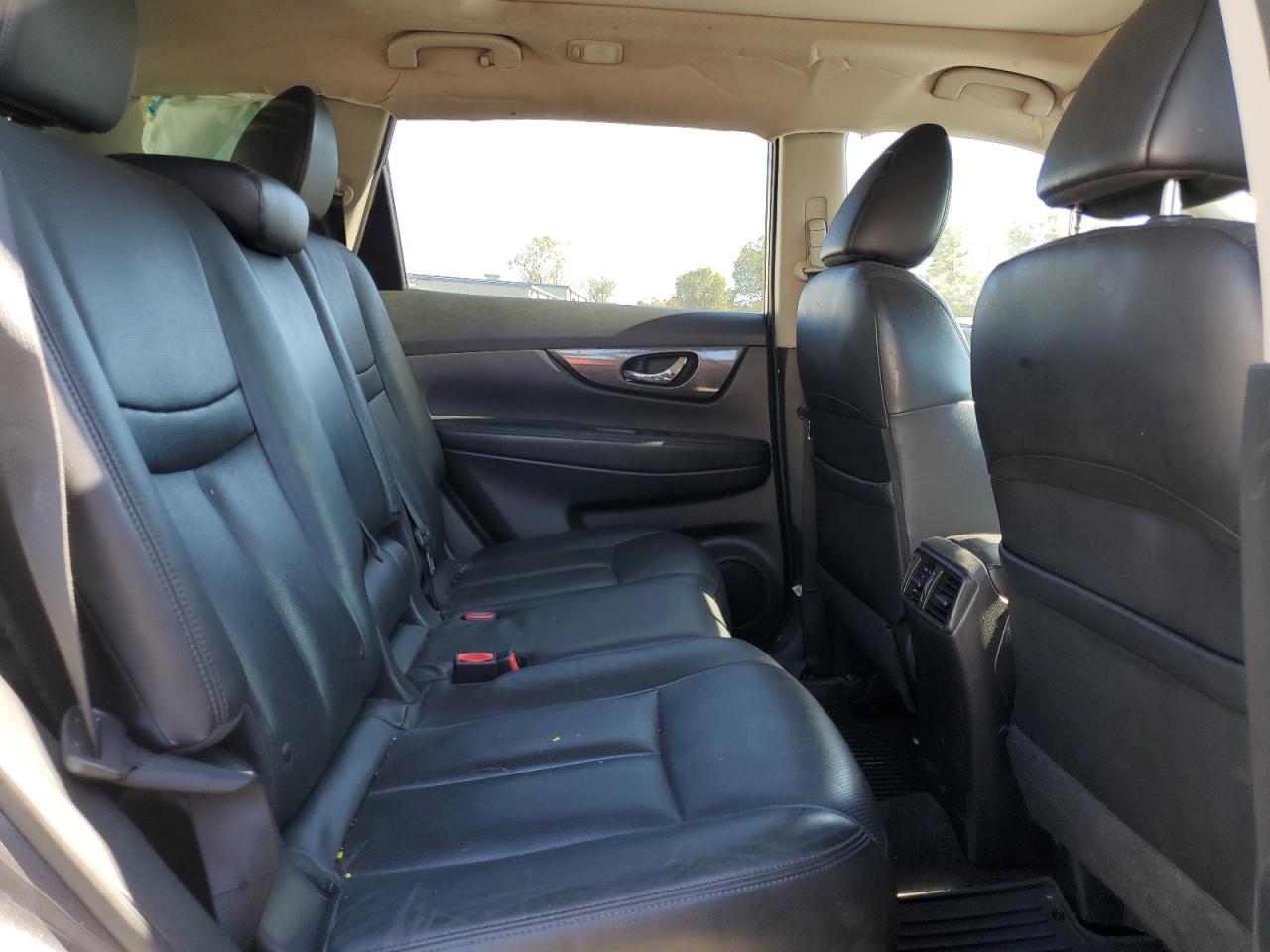 Nissan Rogue S Image 5