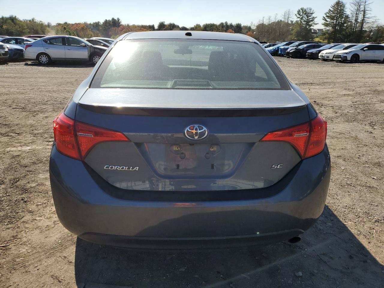 Toyota Corolla L Image 7