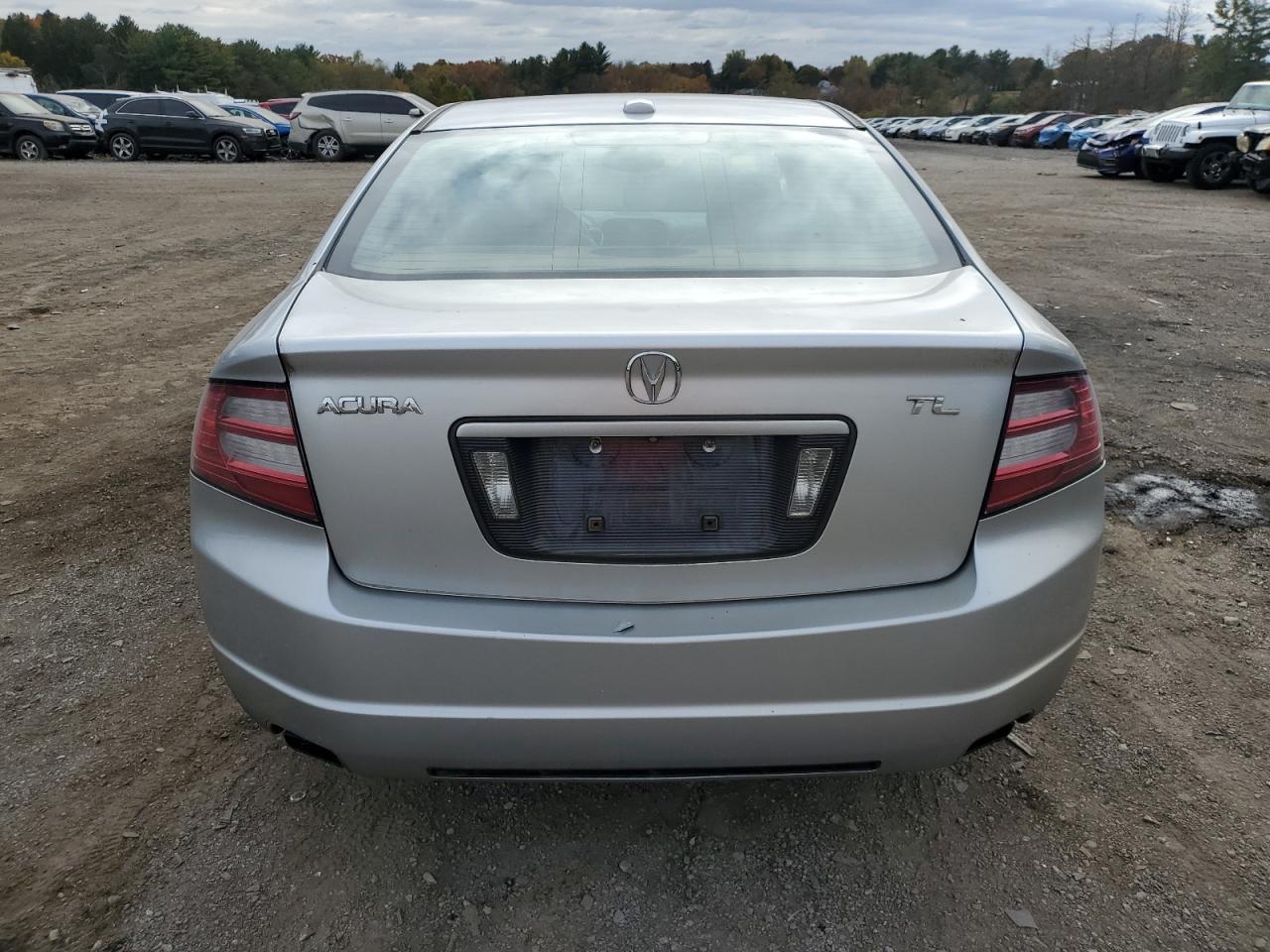 Acura TL Image 9