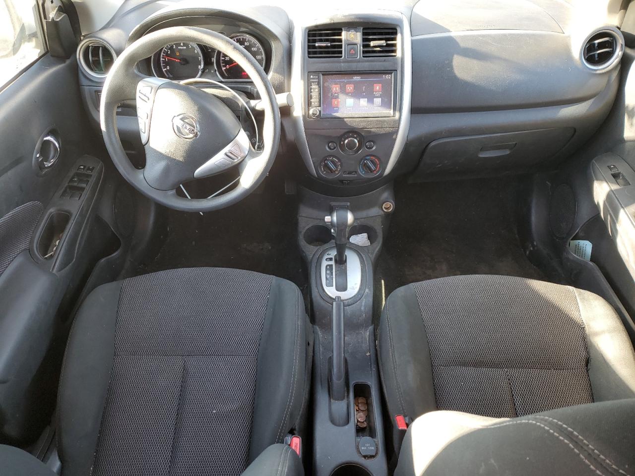 Nissan Versa S Image 13