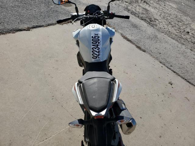 Kawasaki Er400 D D Image 8