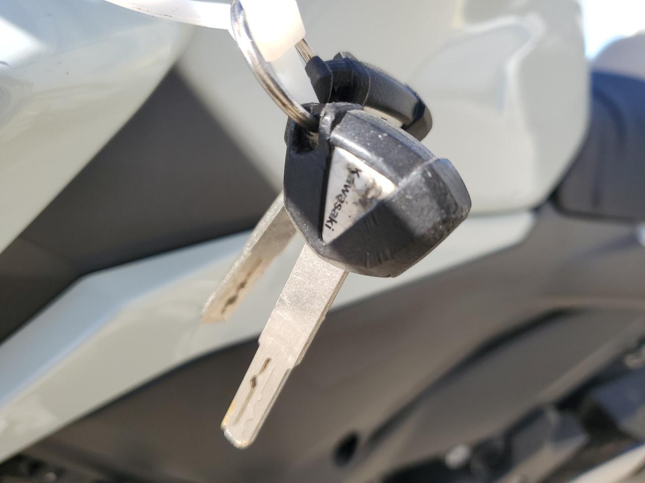 Kawasaki Er400 D D Image 7