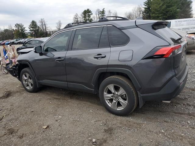 Toyota RAV4 Xle Image 2