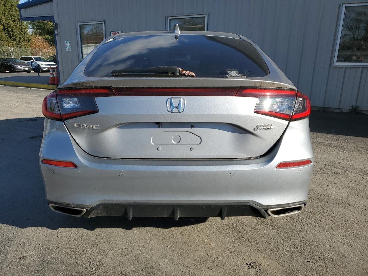 Honda Civic Sport Touring Image 4