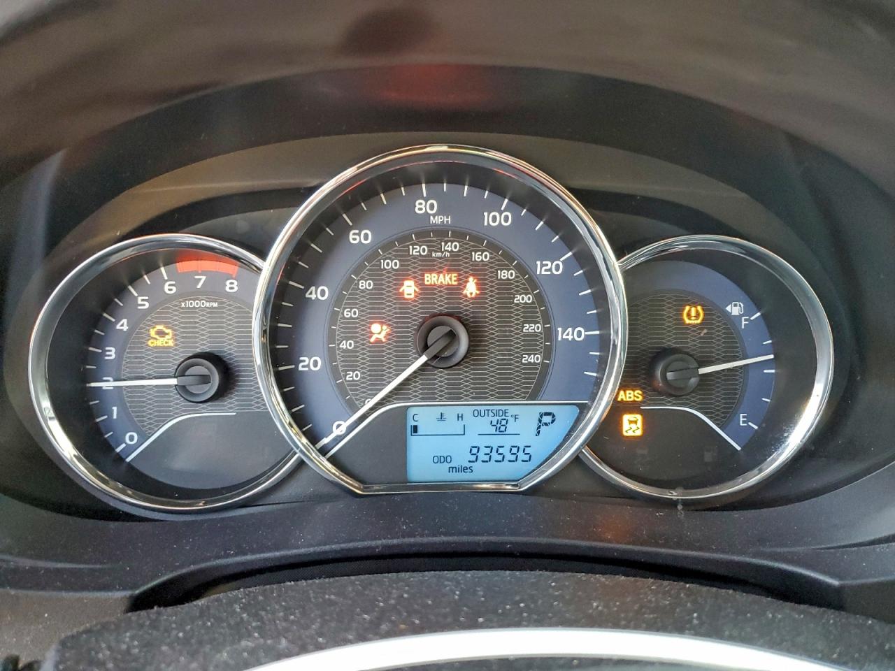 Toyota Corolla L Image 4