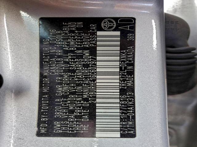 Toyota Corolla L Image 12