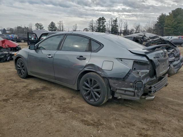 Nissan Altima 2.5 Image 12