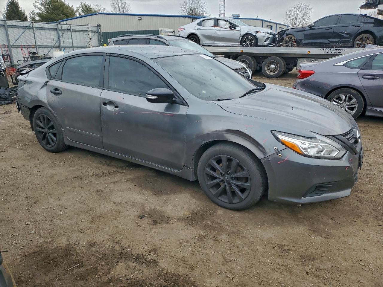 Nissan Altima 2.5 Image 5