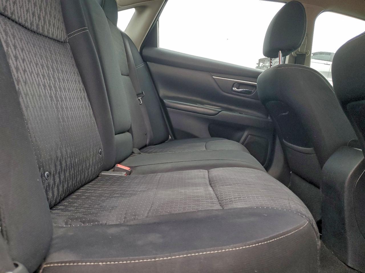 Nissan Altima 2.5 Image 11