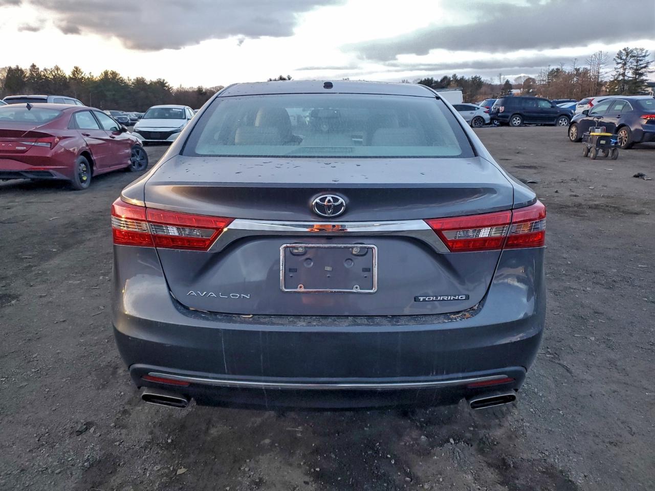 Toyota Avalon Xle Image 8