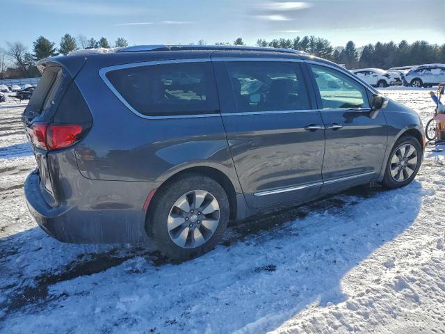 Chrysler Pacifica Hybrid Limited Image 4