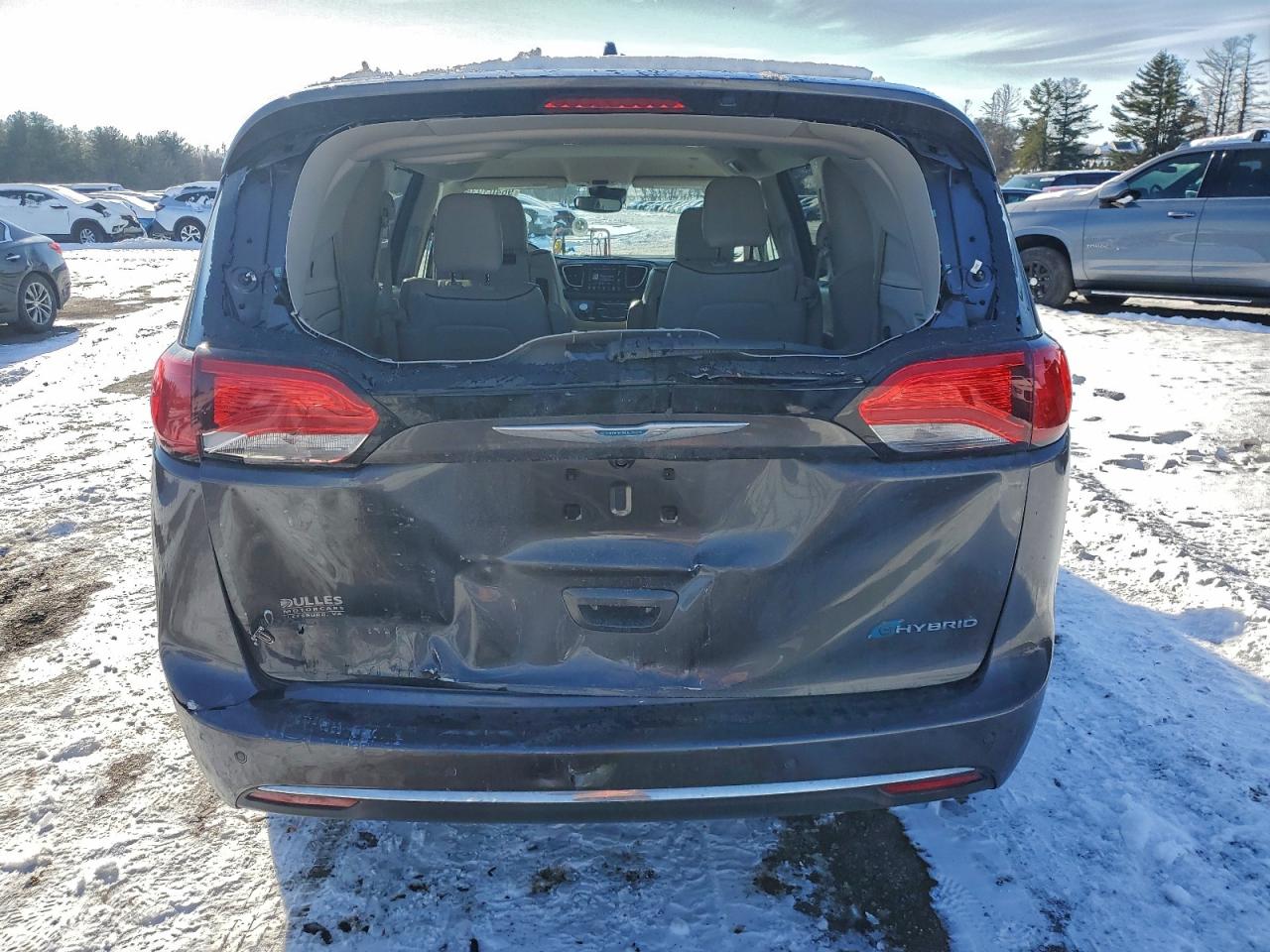 Chrysler Pacifica Hybrid Limited Image 6