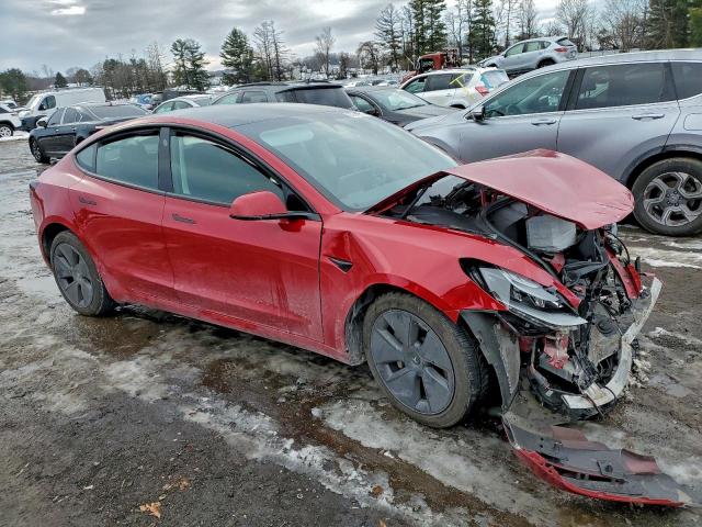 Tesla Model 3 Image 4