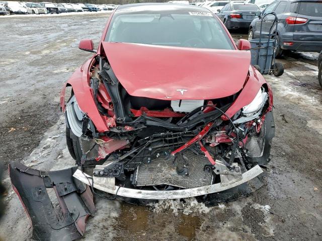 Tesla Model 3 Image 12