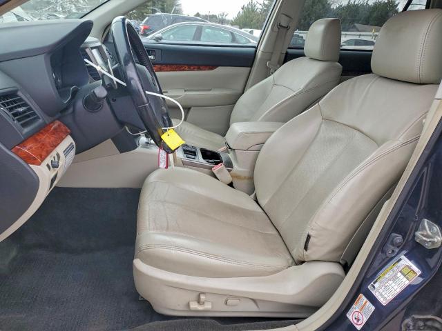 Subaru Outback 2.5i Limited Image 10