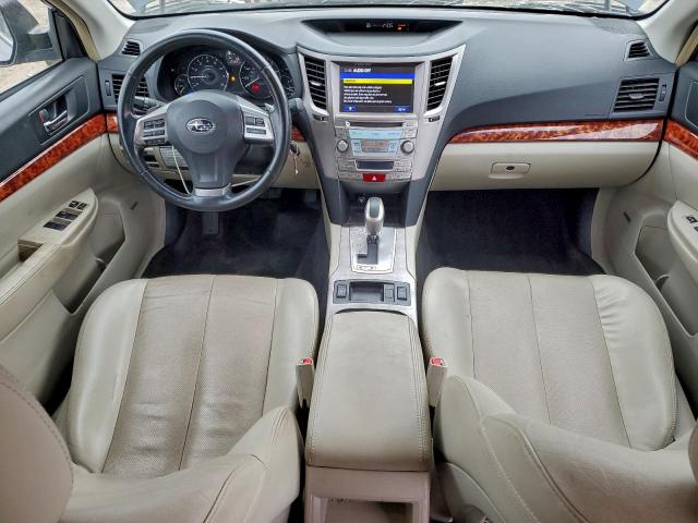 Subaru Outback 2.5i Limited Image 7