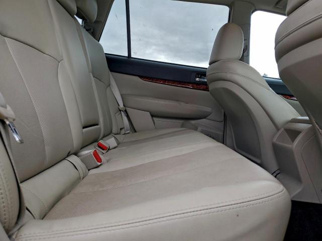 Subaru Outback 2.5i Limited Image 6