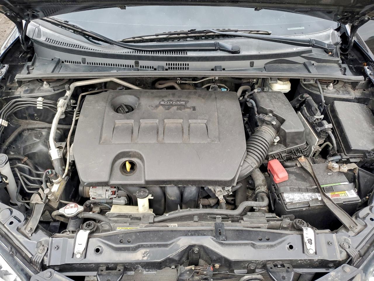 Toyota Corolla L Image 10