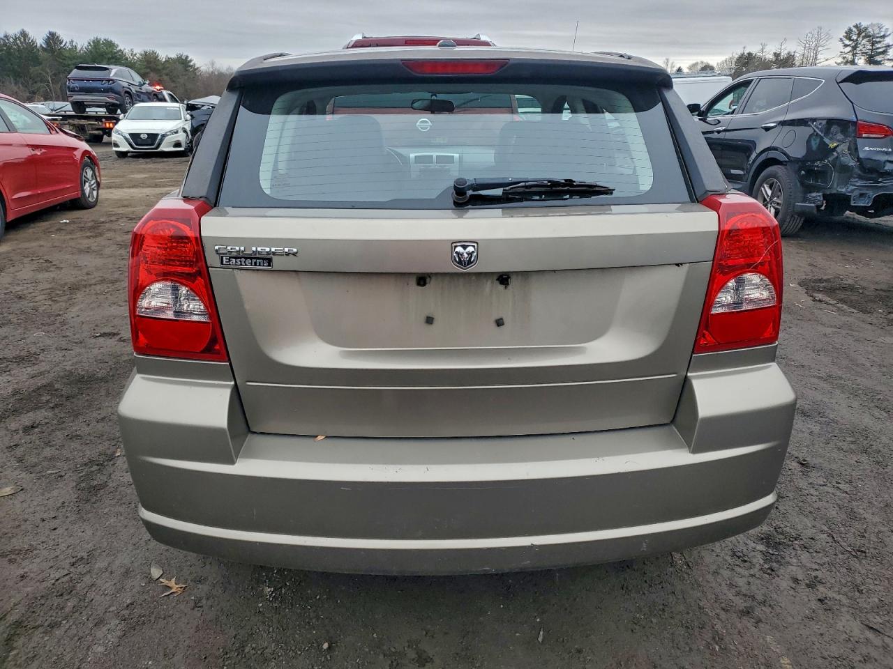 Dodge Caliber Image 3