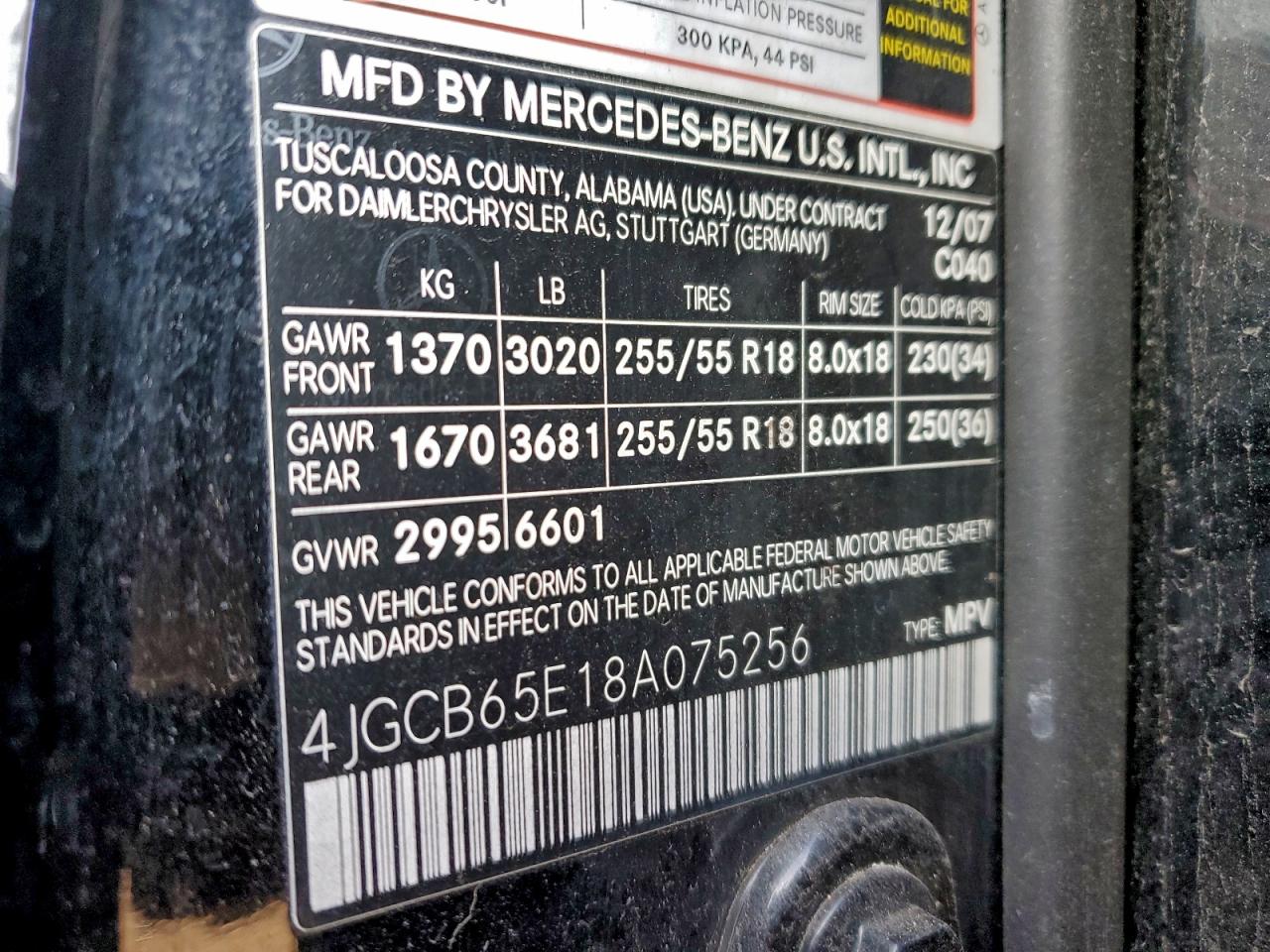 Mercedes-Benz R-Class 350 Image 8