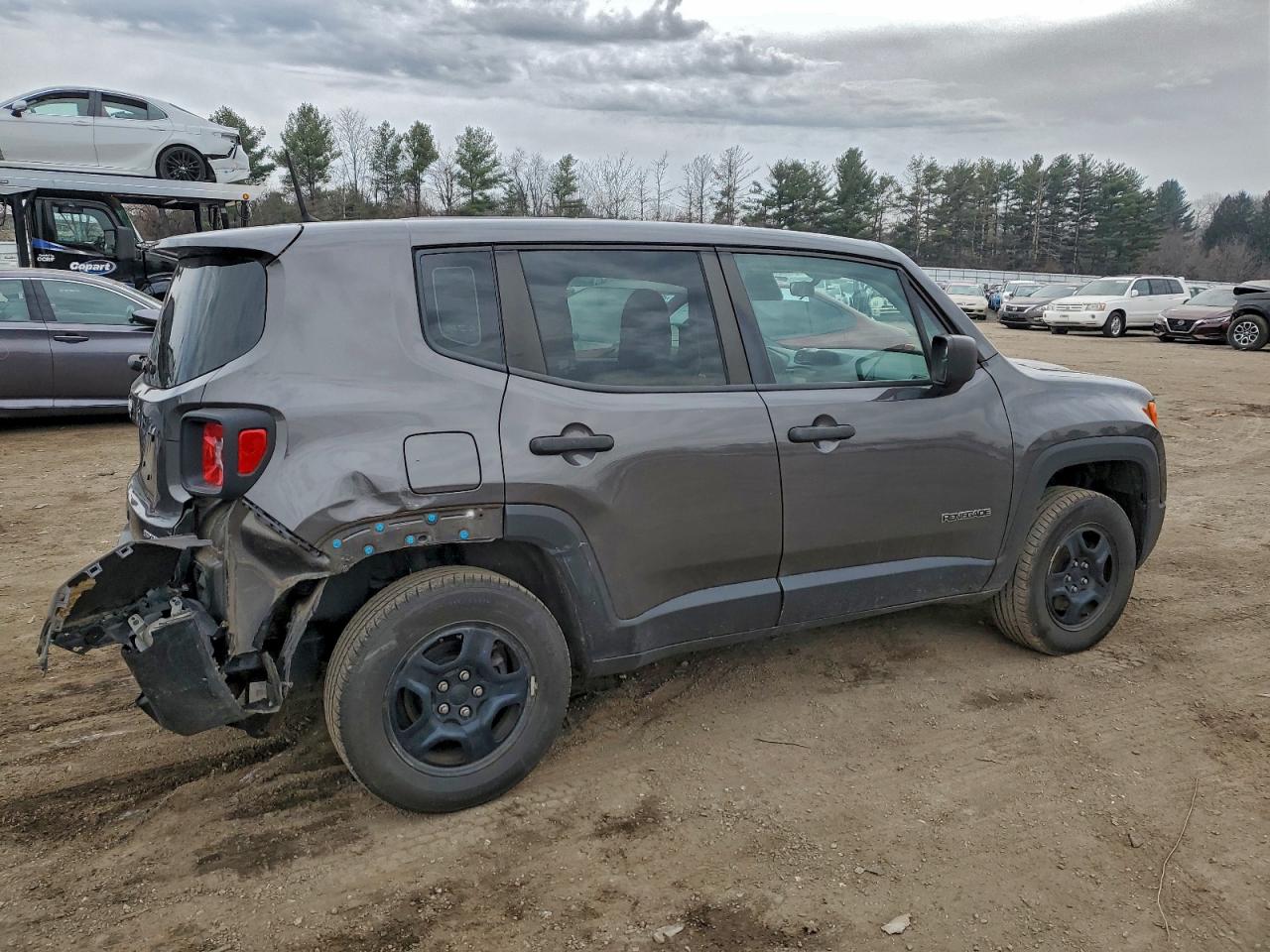 Jeep Renegade Sport Image 2
