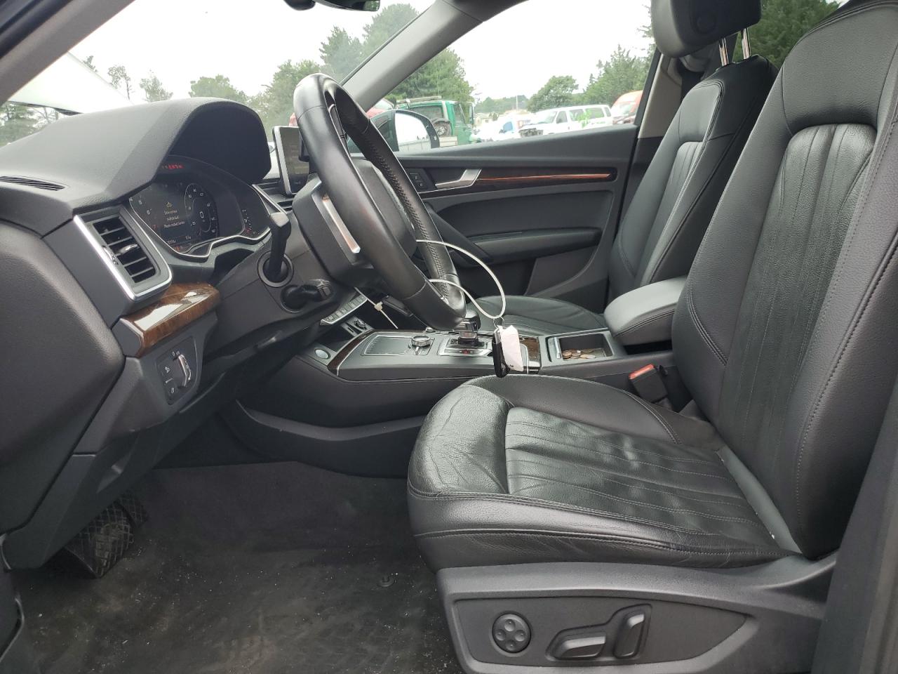Audi Q5 Premium Plus Image 9